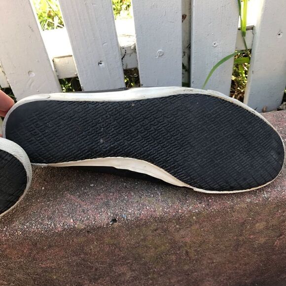 Pumas - Picture 6 of 6